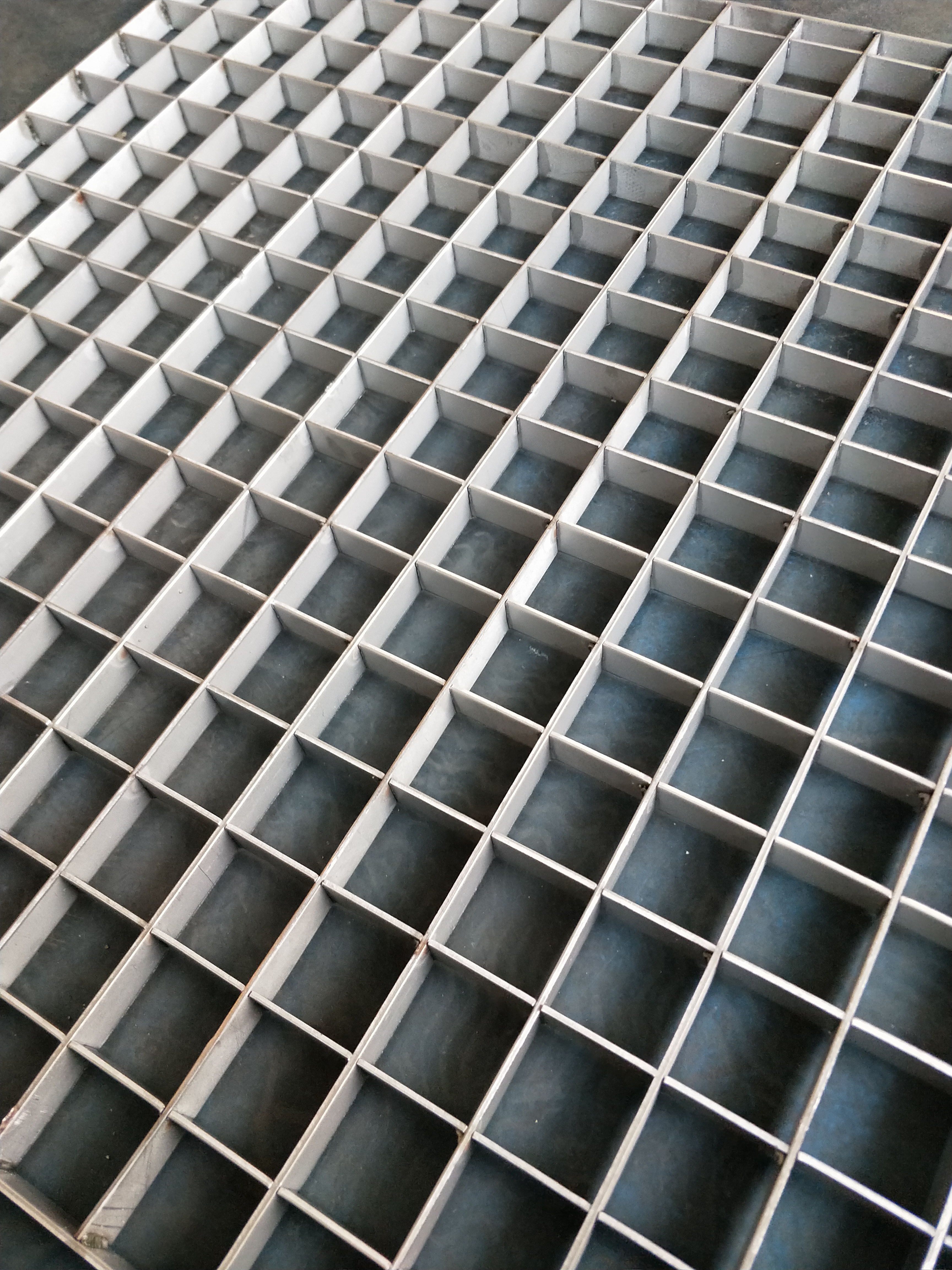 14厘不锈钢板每平方米有多重,3个厚不锈钢板每平米多重