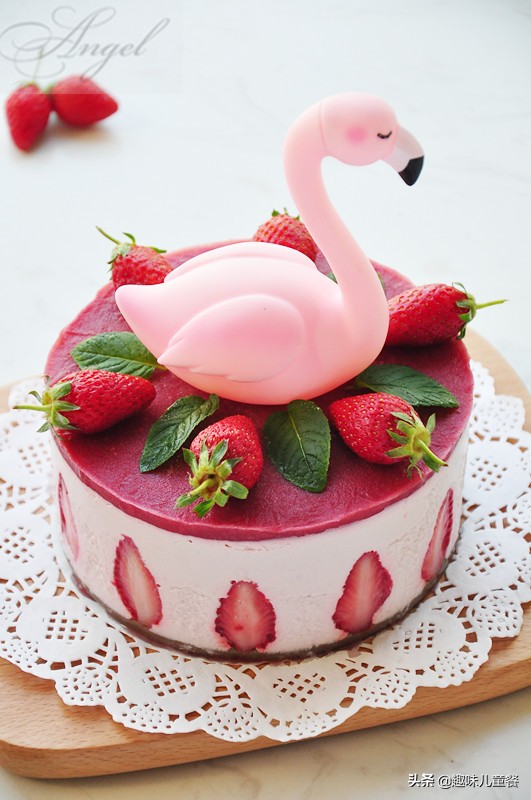 怎样做慕斯蛋糕儿童节,不加鸡蛋的儿童慕斯蛋糕