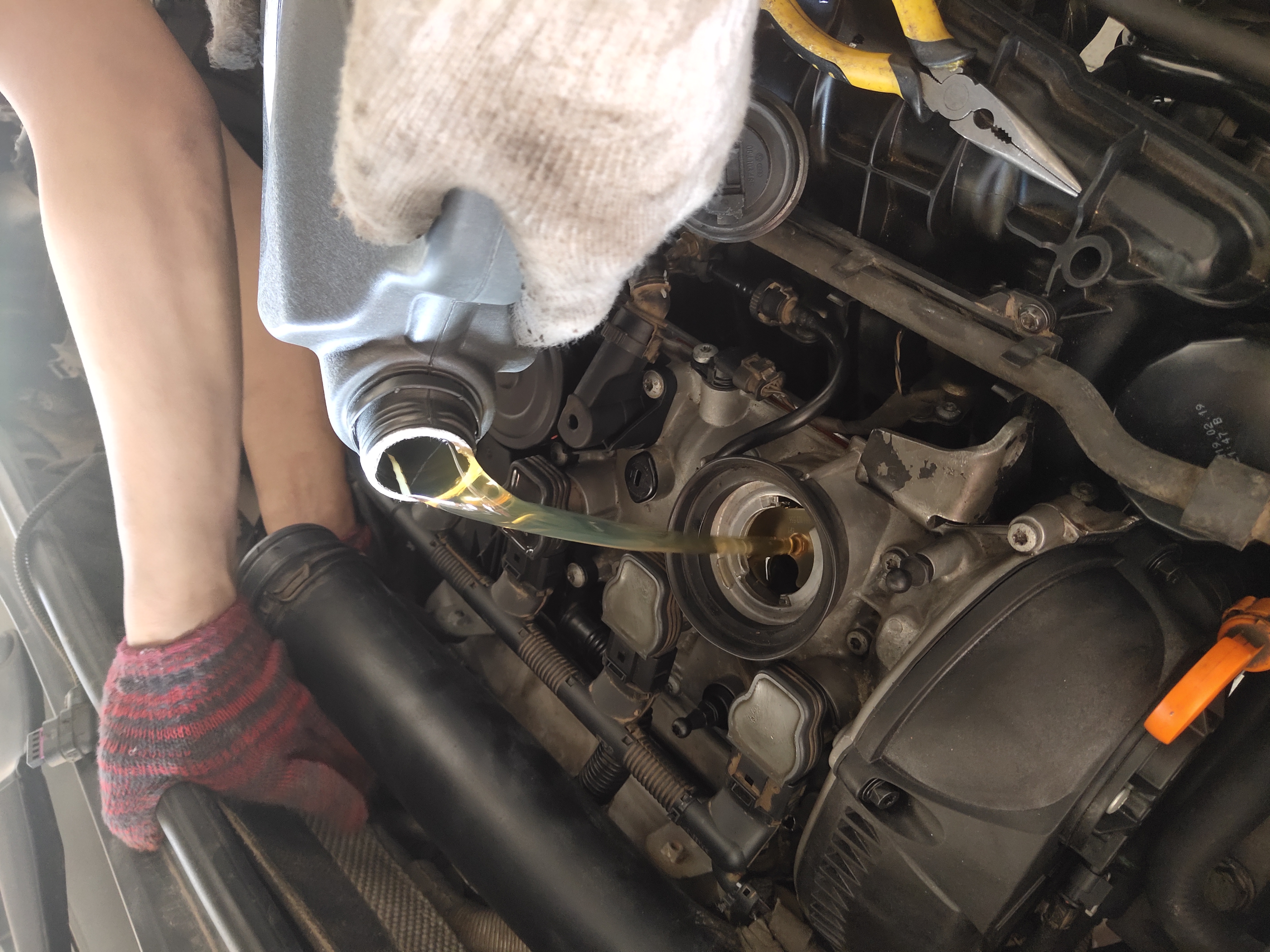 新帕萨特ea888大修多少钱,大众帕萨特ea888烧机油能修好吗