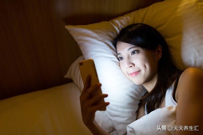 经常对电脑辐射吃什么缓解,长期用电脑辐射对脸有什么影响