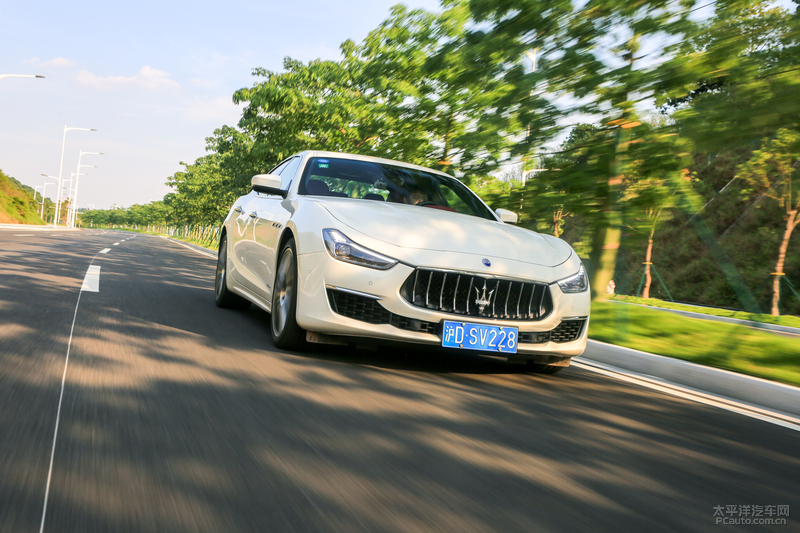 玛莎拉蒂ghibli和s350,玛莎拉蒂ghibli测试评价