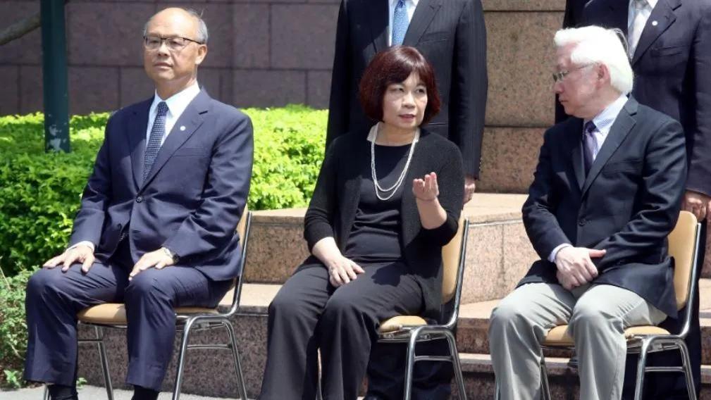 换汤不换药对应的话,换汤不换药指什么