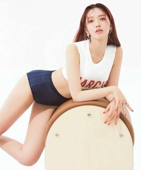 女团身材马甲线,女团腿马甲线