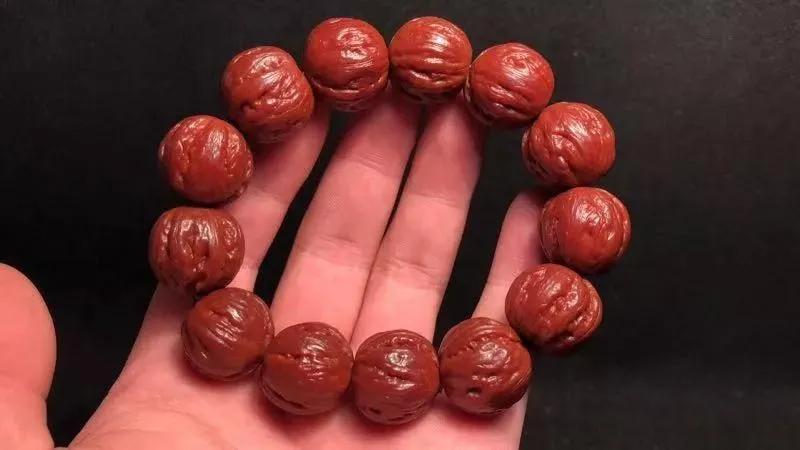 文玩小核桃手串能用水洗吗,文玩小核桃蛤蟆头手串价格