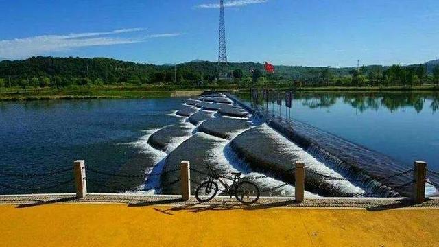 绍兴爬山十大网红景点,浙江绍兴梯田瀑布