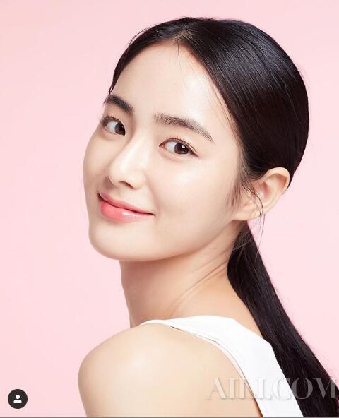 让HR眼前一亮的面试妆比精修证件照还美？