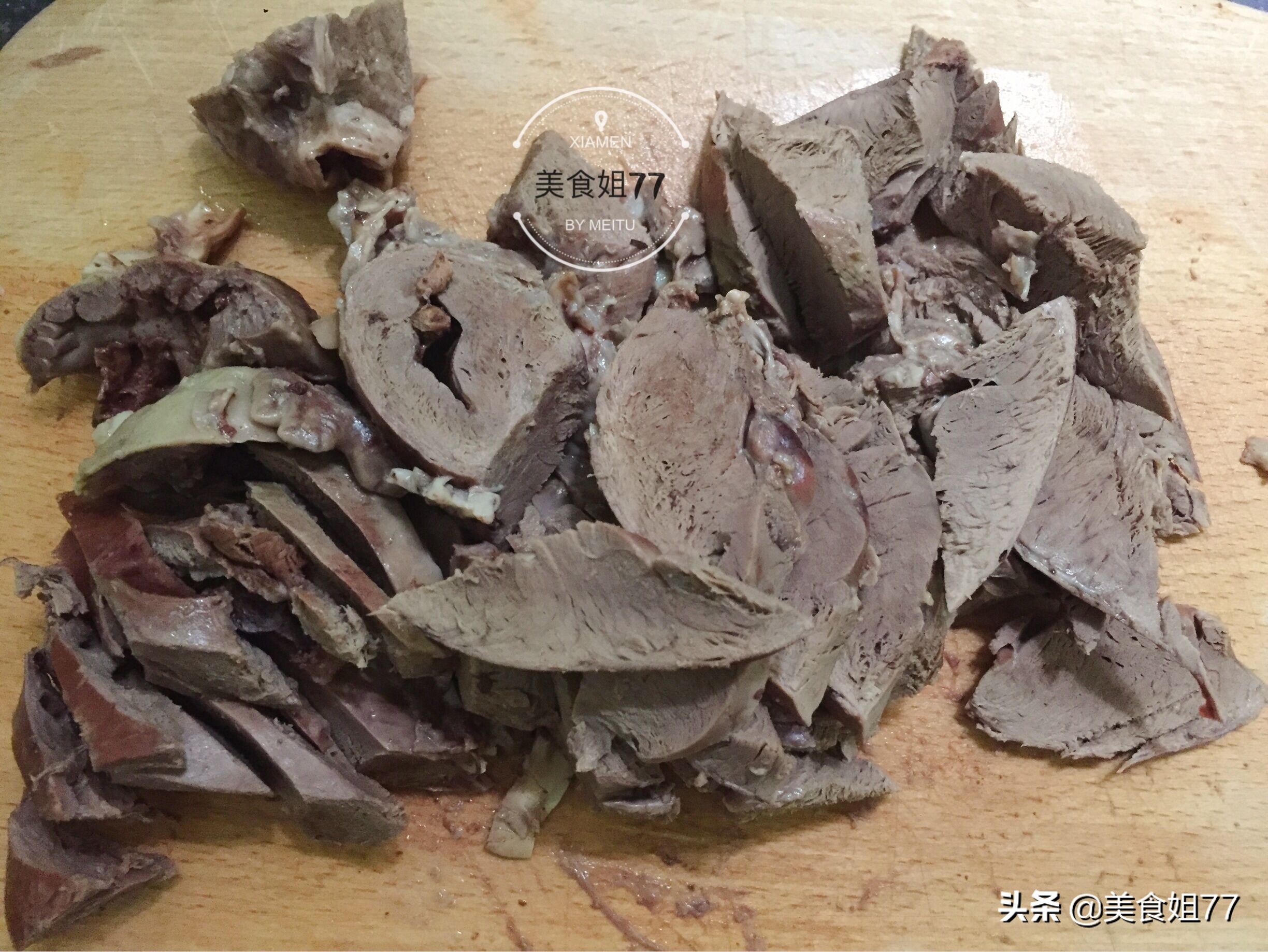 炖猪心汤好喝吗 (一整个猪心汤怎么炖才能更好喝)