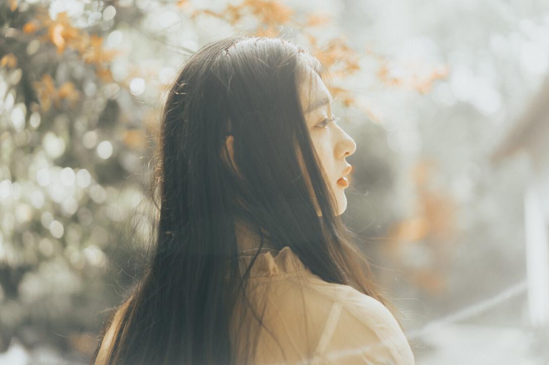 拍照紧张不自然怎么办,拍照不尴尬教程