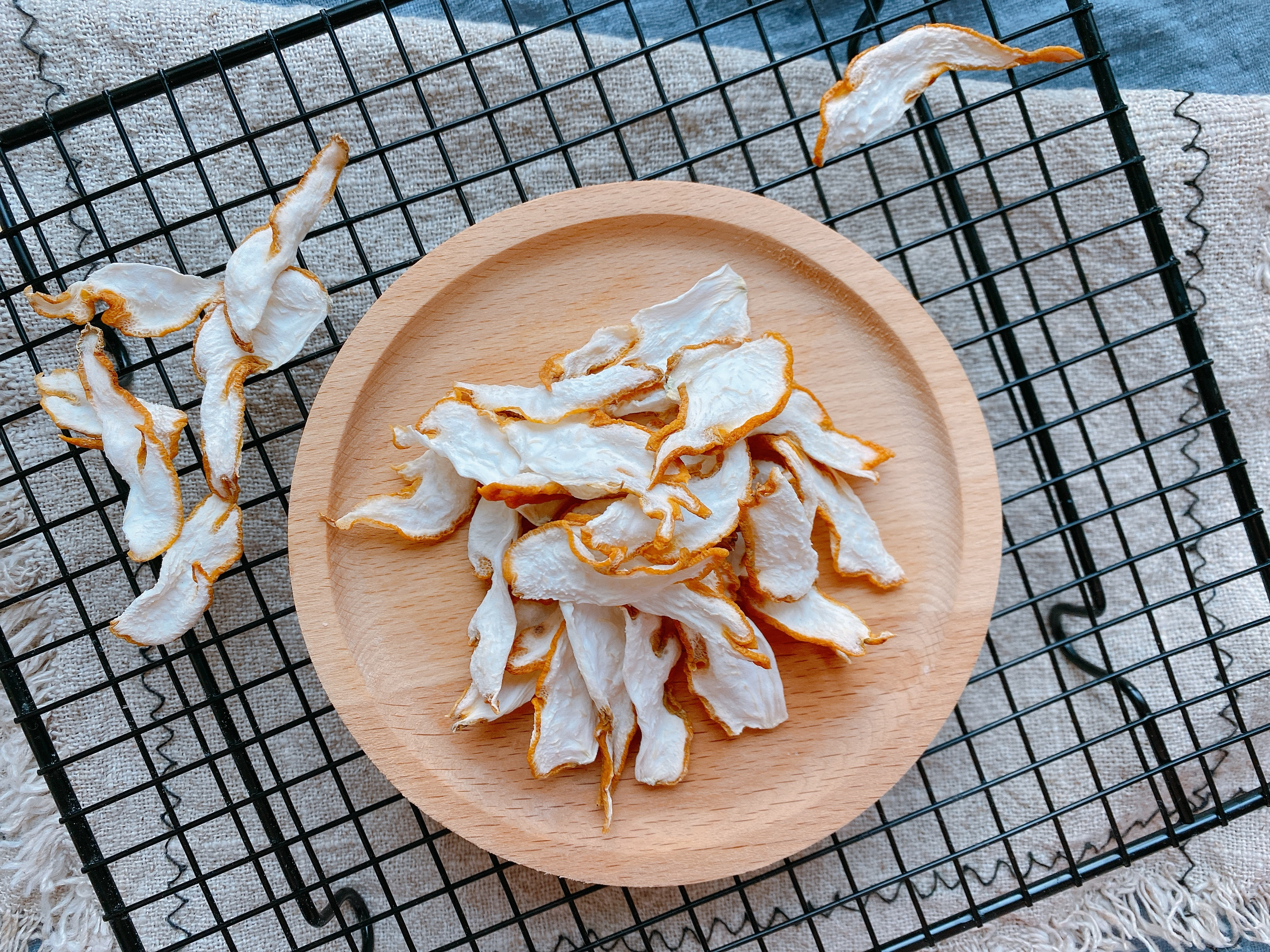 过年了，准备点金佛手，喜庆而且用处多，能泡茶做果干还能泡酒