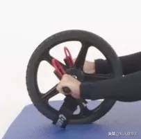 腹肌神器自回弹健腹轮在家就能练,练腹神器能不能练出腹肌
