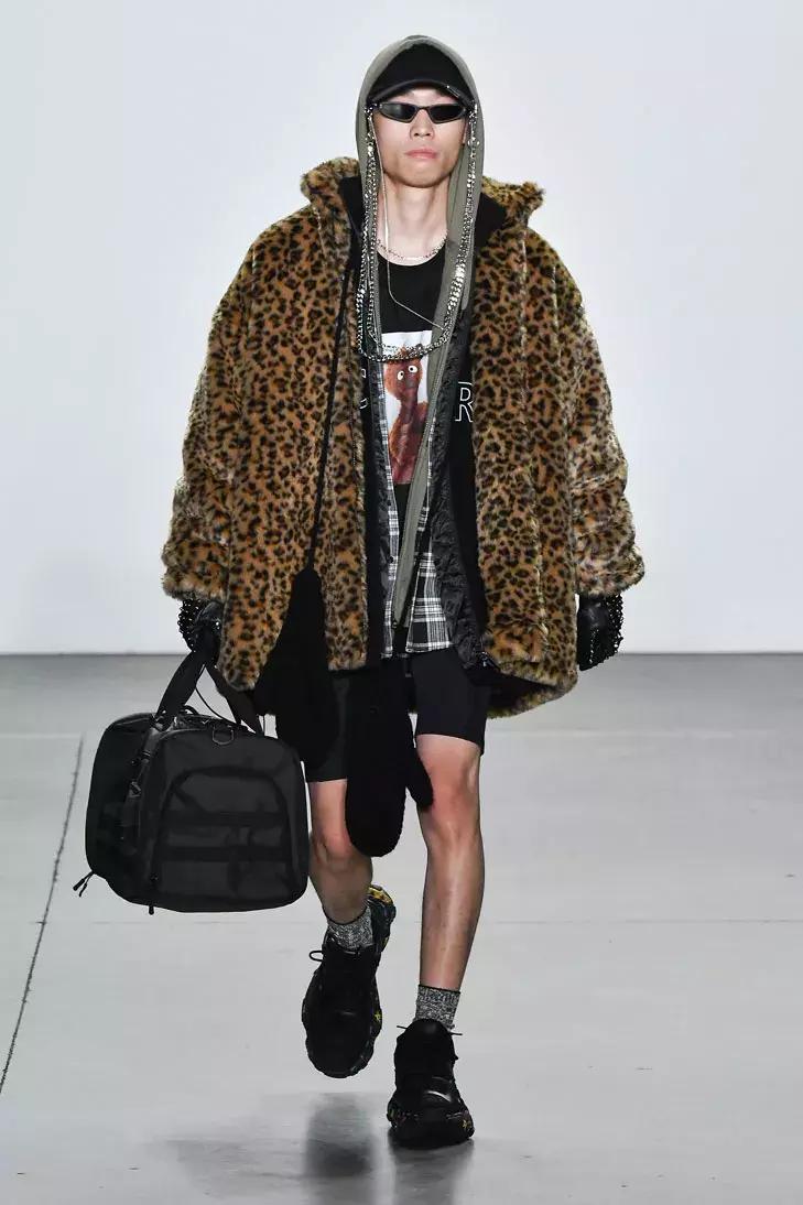 重回“纽约时装周中国日”，PEACEBIRD的表现如何？