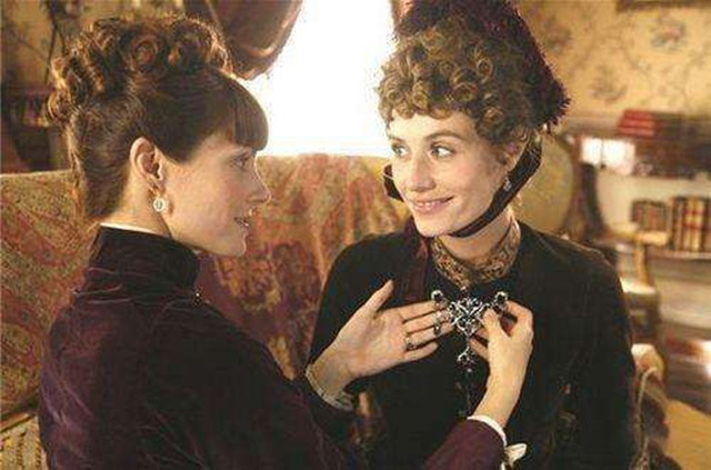 莫泊桑的一生告诉我们慎重选择,莫泊桑真实的故事深度解析