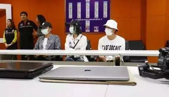 中国游客泰国被警察带走,入境泰国的中国游客