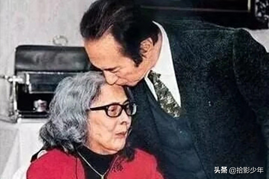 澳门赌王何鸿燊为什么能娶姨太太,澳门赌王何鸿燊的4个太太