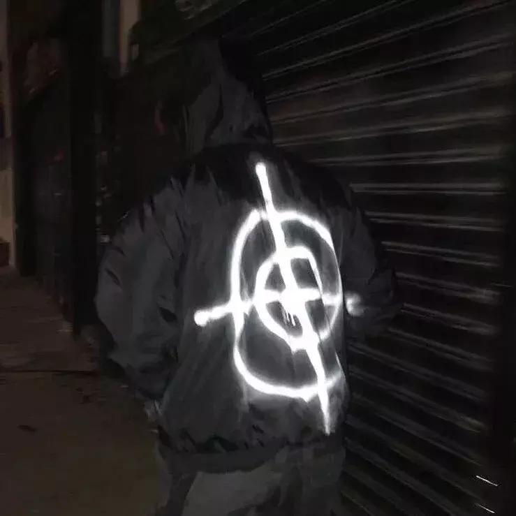 穿过正品的人有必要穿fake吗,卖假货的不知道自己卖的是假货