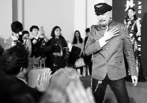 外表粗犷内心细腻徐锦江,徐锦江荧幕变化