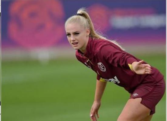 最美足球女郎,最美足球女孩视频