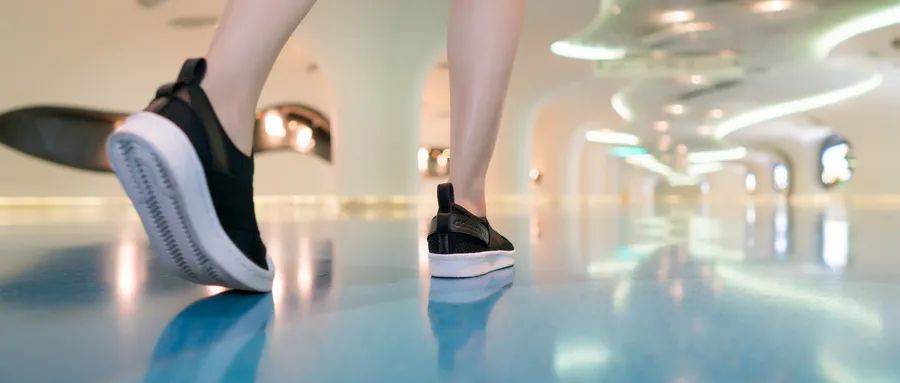 运动不当小心关节炎,运动对痛风尿酸盐沉积有缓解吗