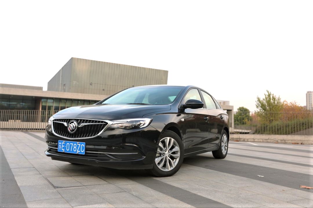 英朗2019款18t自动互联精英音响,2019款英朗18t自动互联旗舰型