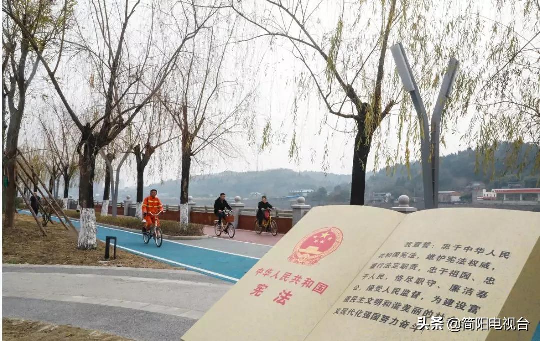 回眸2023展望2024,回眸2022展望2023