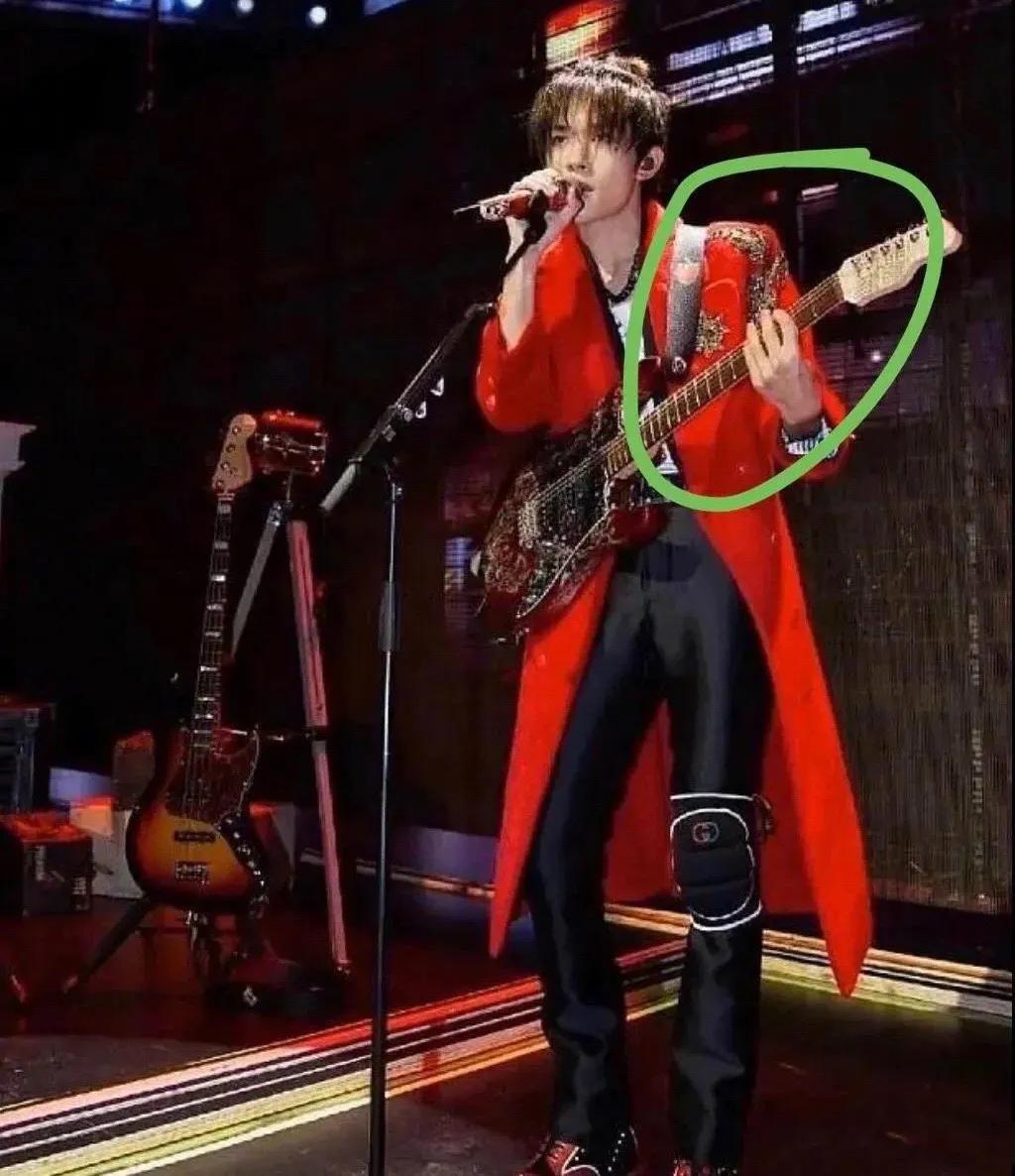 鍥涢腑鎭嬫儏,鍥涢腑cp鏄湡鐨勫悧