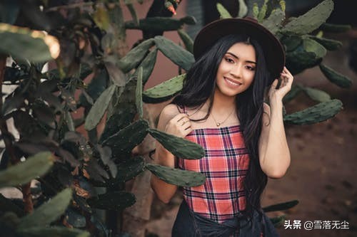 在你面前哭穷的男人一定不爱你,男人跟你哭穷女人还很爱他怎么办