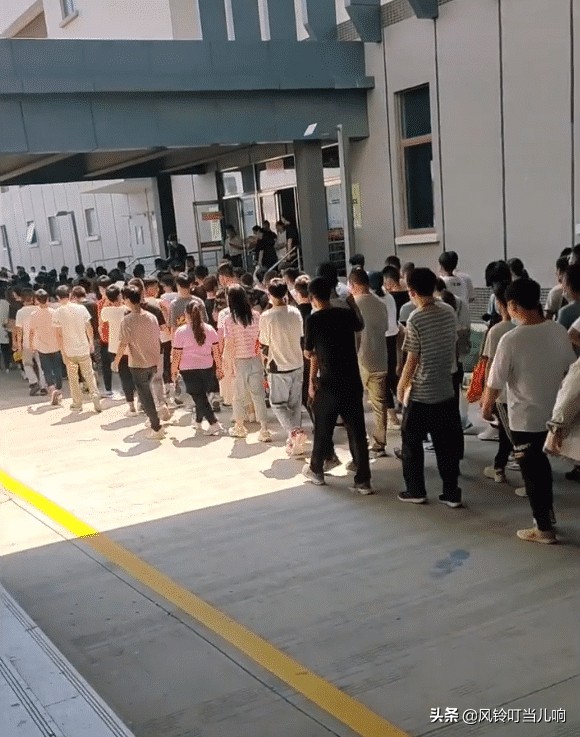 昆山世硕扔证件事件到底怎么回事,昆山世硕事件反映了工厂的管理