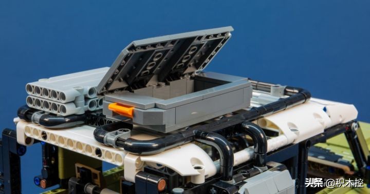 乐高路虎42110拼装详细过程,乐高路虎42110