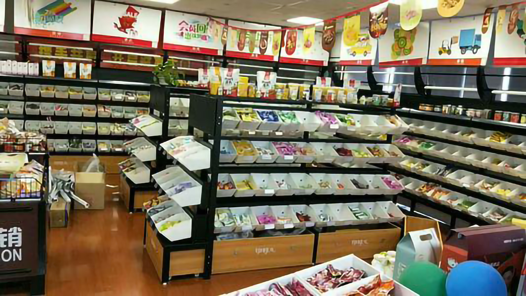 小乡镇开什么店赚钱,乡镇开个3元店能赚钱吗