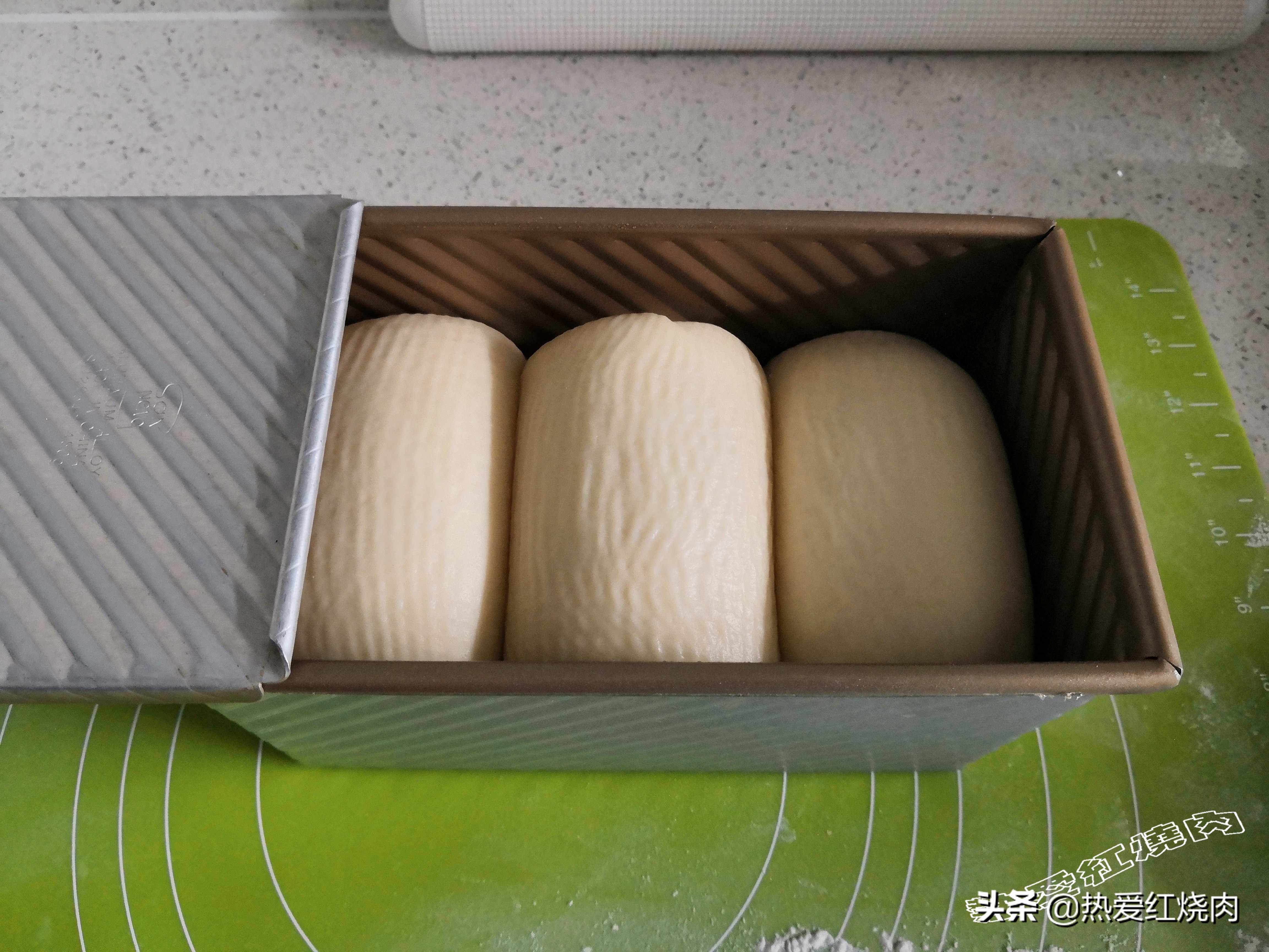 谁说自己在家做面包太复杂的,面包不用黄油可以做吗