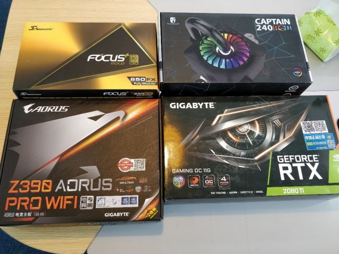 满足所有想象!雷霆世纪AORUS757游戏电脑评测