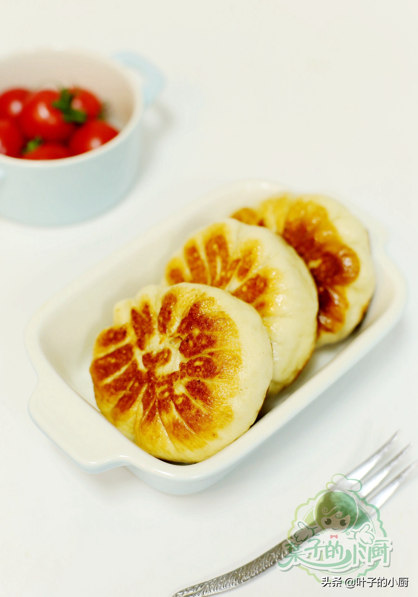 做馅饼咋做好吃,早餐薄薄的馅饼怎么做的