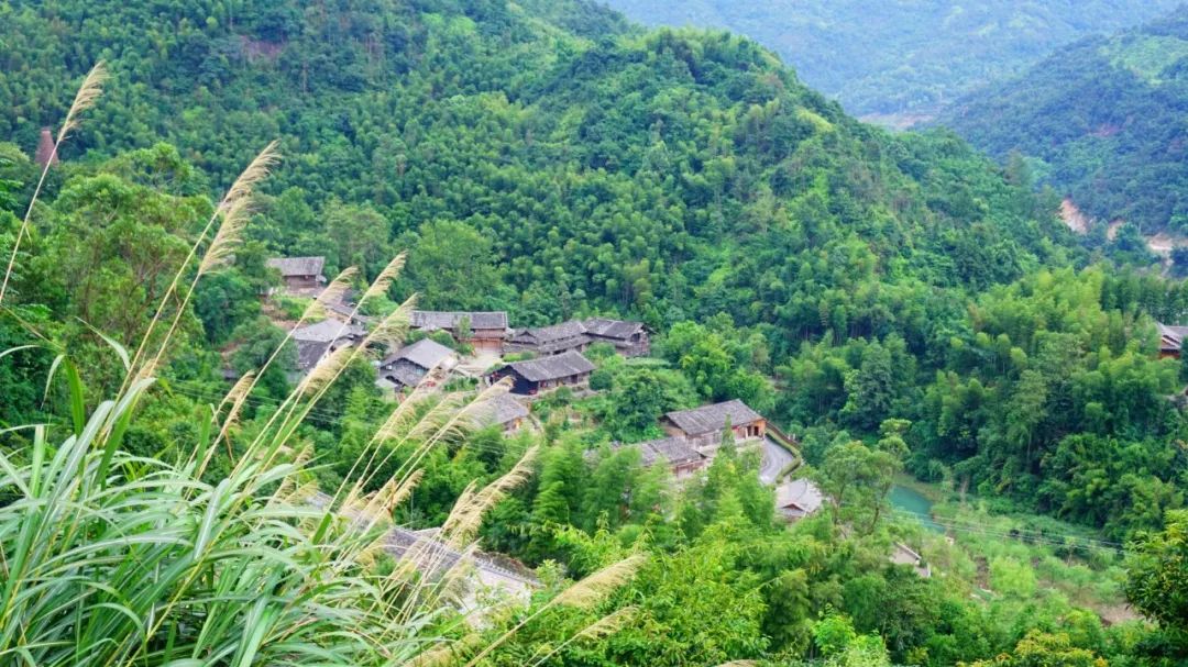 四月去哪儿旅游风景好看,三月旅游地推荐莫辜负迷人春色