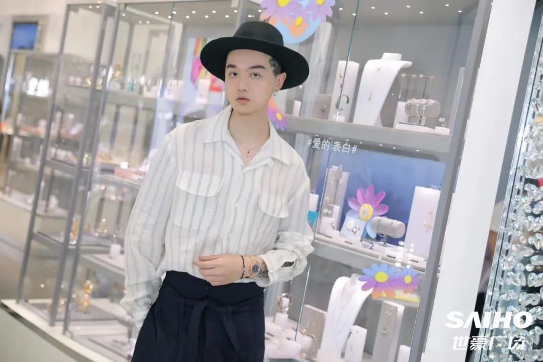 世豪广场情人节,世豪广场日料店