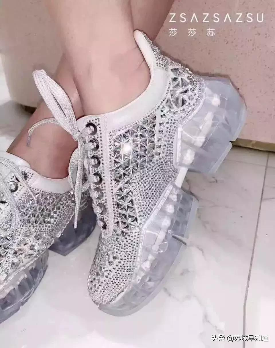 女装+女鞋+配饰！3000元一身明星套，CLTR+C攻略春日！