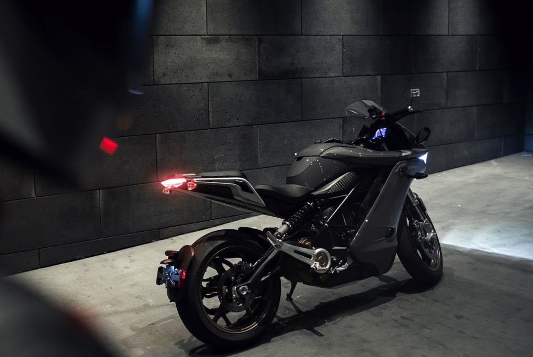 110匹最高速时200km/h!ZERO发布电动跑车SR-S起步价就14万