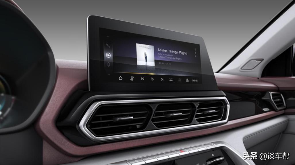 【谈车帮】“钻石马”宝骏RS-5了解一下外形犀利配置丰富