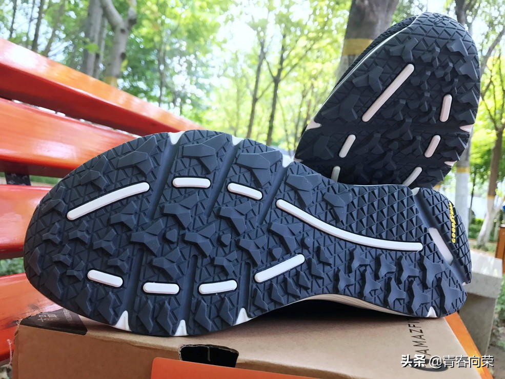 amazfit跑鞋小米羚羊轻户外跑鞋,华米amazfitbalance运动测评