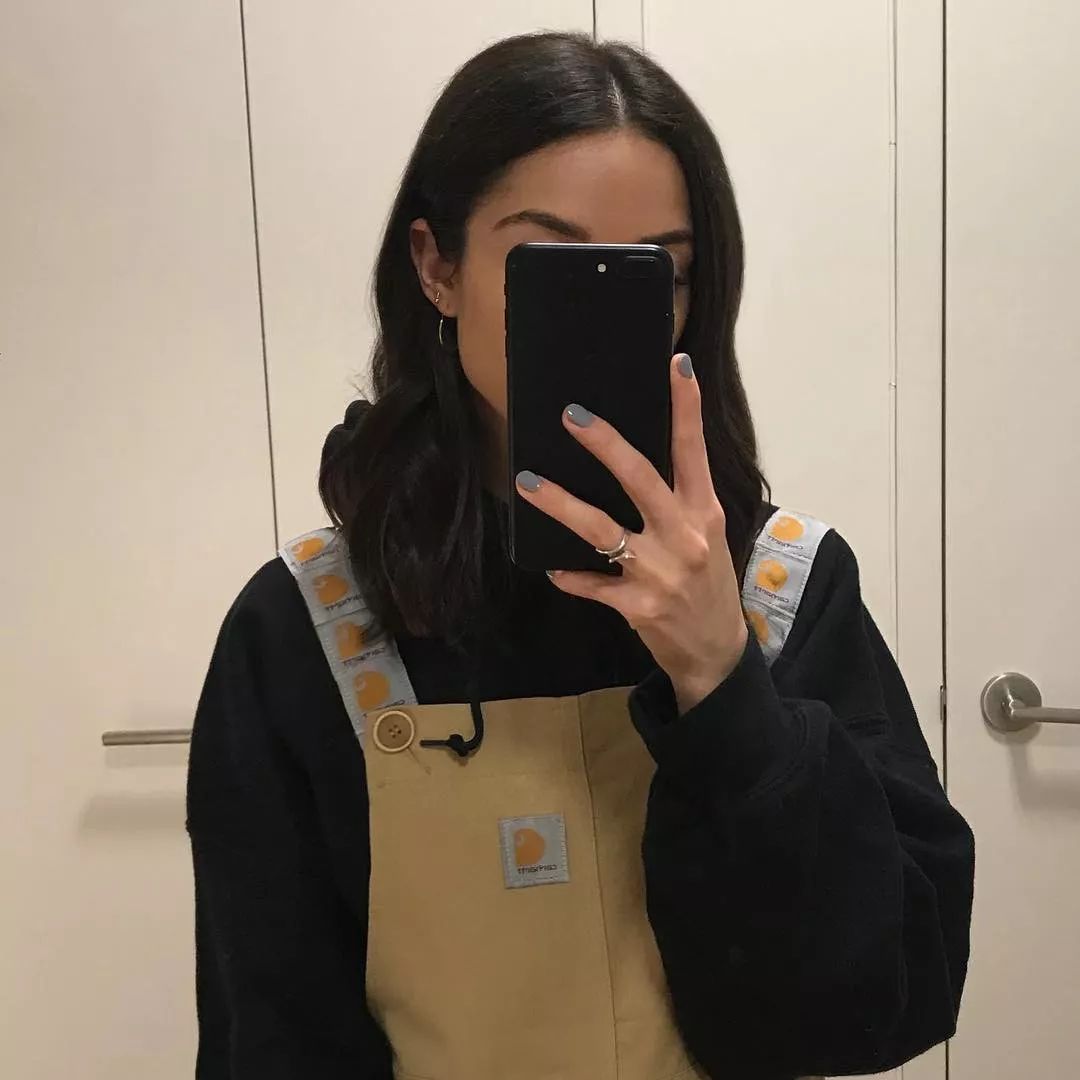 白天正经设计师晚上副业,一个不务正业设计师搞笑视频