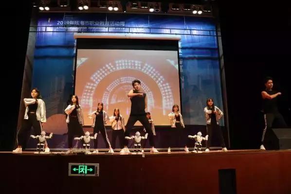 “蒙眼切黄瓜”了解一下！珠海这所就业率99.5%的学校，太厉害！