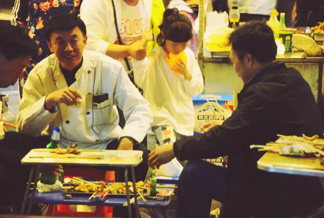 中国一年四季最火爆的夜市,这些最好逛的地摊夜市你去过几个