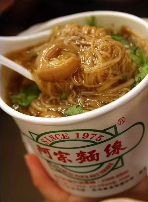 中国最著名十大小吃街及特色美食,中国夜市十大小吃街排行榜