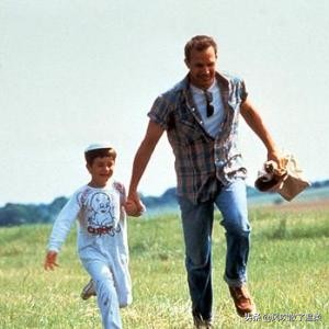 豆瓣9.1《完美的世界》：浅析经典影片的独特魅力及背后教育启示