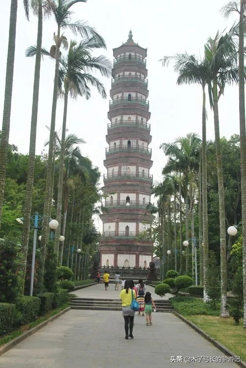 这个奇特的地方，将石狗视为图腾，却爱吃狗肉