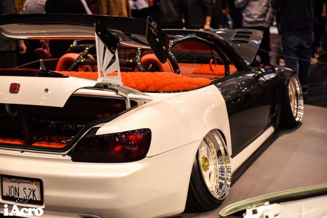 iAcroNavi——德国埃森改装车展之眼花缭乱上篇