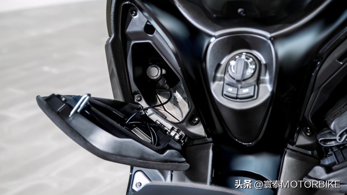 不管承认与否，它依然是最畅销运动绵羊之一！XMAX升级上市