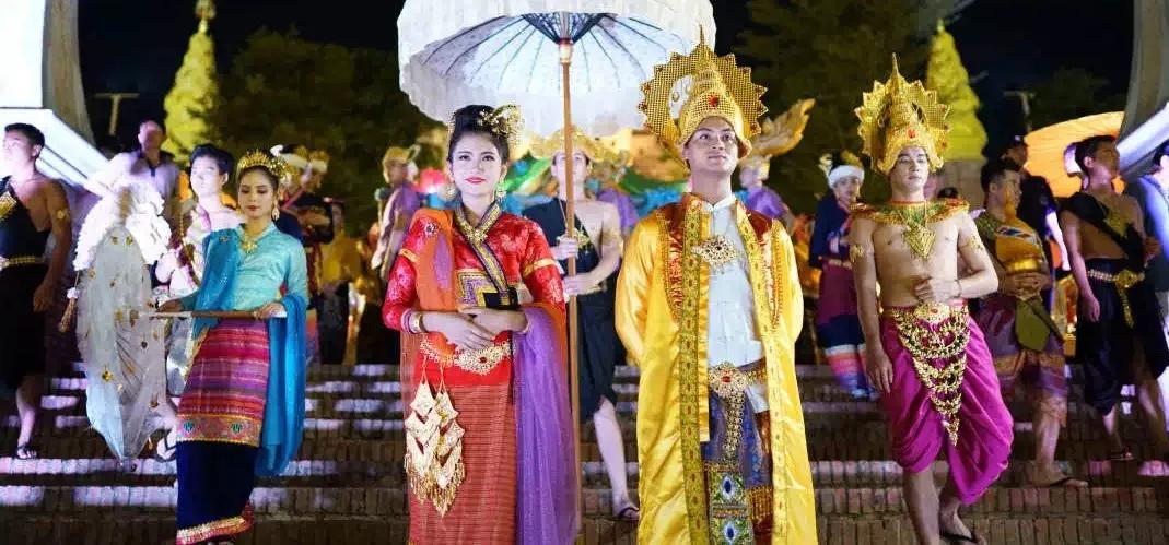 西双版纳泼水节是怎样的来历,西双版纳泼水节的由来和传说