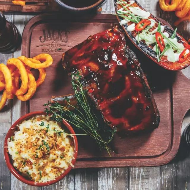 迪拜国际机场的特色,迪拜机场2号航站楼购物攻略