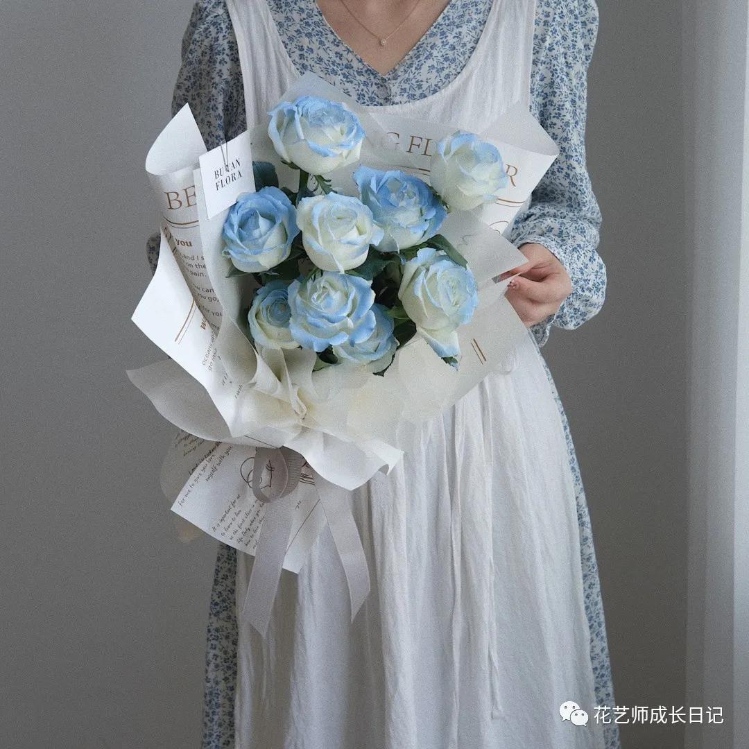 节日特辑vol.3|520碎冰蓝玫瑰花束，再来一波