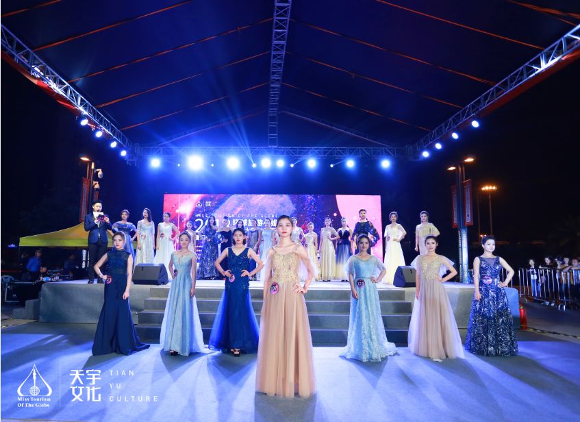 厦门分赛区复赛,导师们各出奇招抢人,黄子韬都搬出来了~